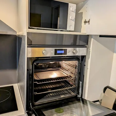 Cozy Proche Du Centre De Appartamento Strasburgo